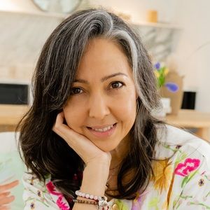 Meet your Posher, Iraima